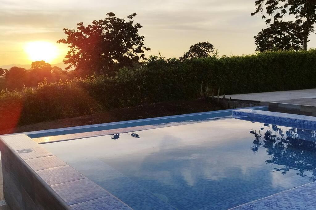 Finca En El Quindio Arrullo Cafetero Quimbaya Luaran gambar